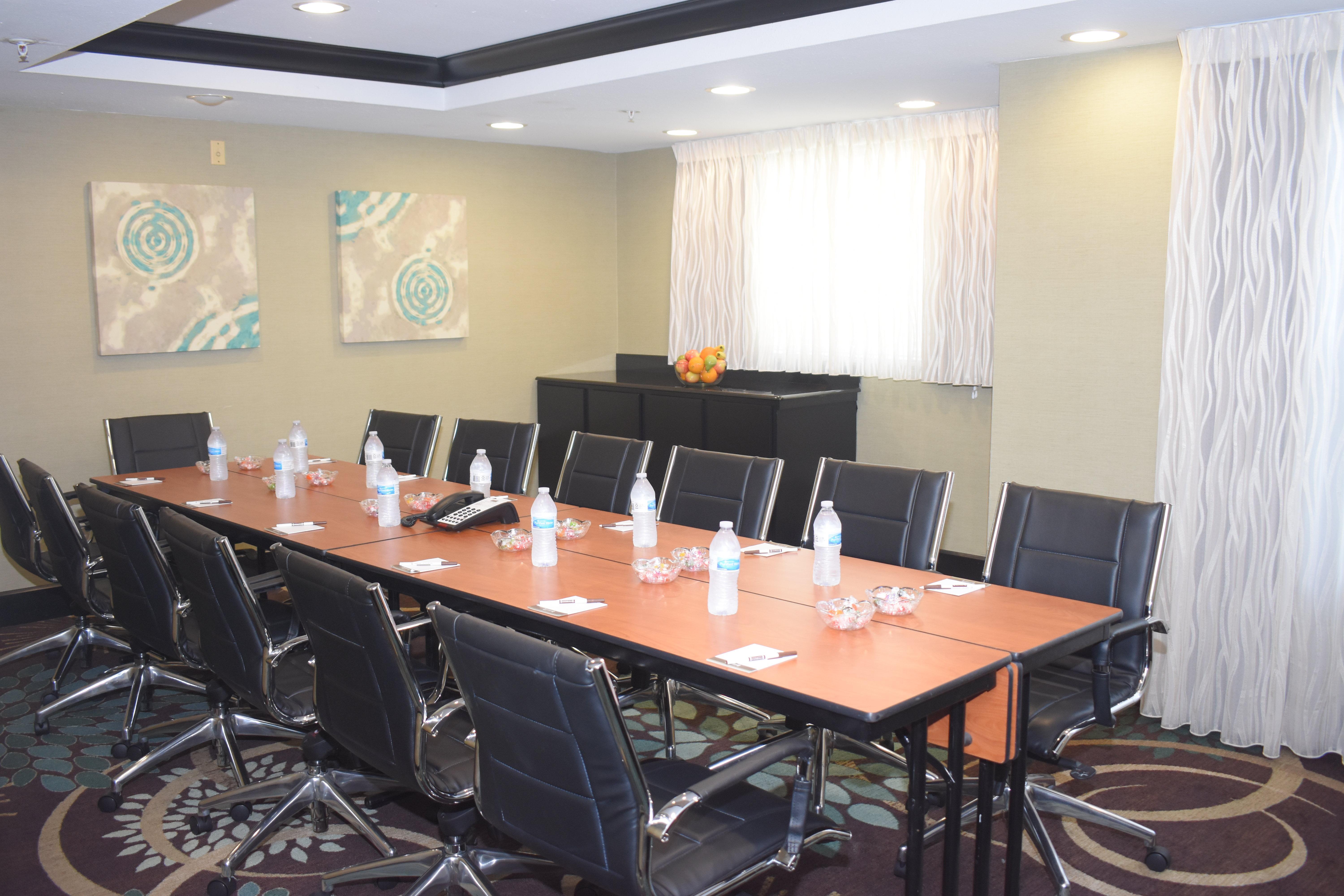 Staybridge Suites Dallas/Addison, An Ihg Hotel Экстерьер фото